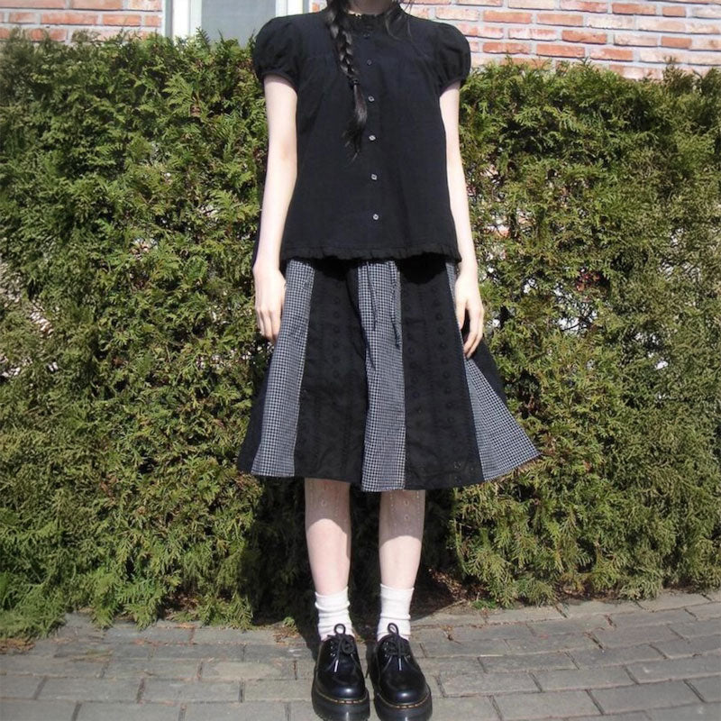 ノーカラーフリルブラウス