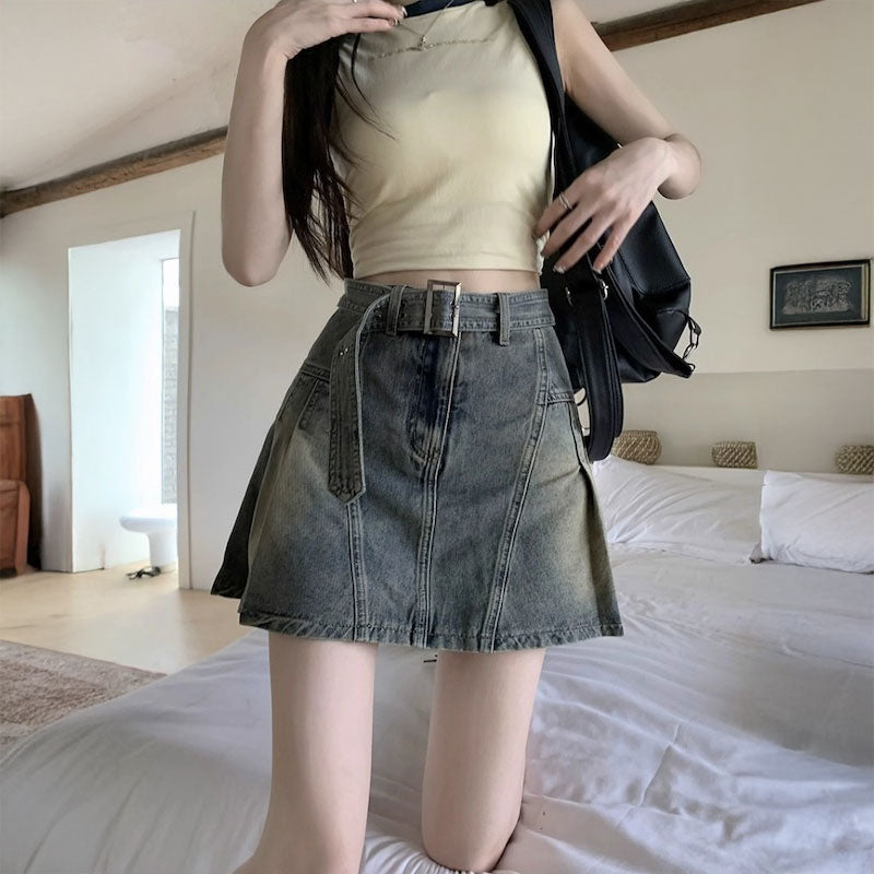 ベルトバックプリーツミニスカート