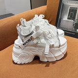 シルバーアクセントスニーカーサンダル