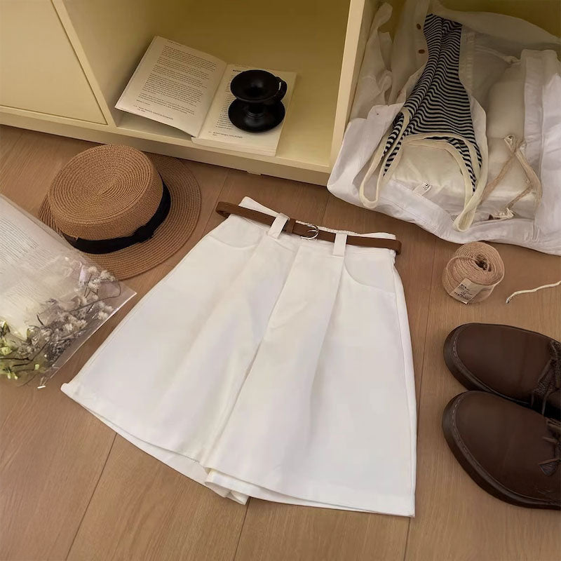 ベルトタックチノハーフパンツ