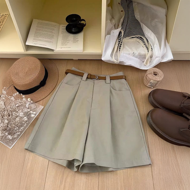 ベルトタックチノハーフパンツ