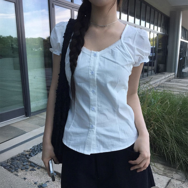 パフスリーブコットンブラウス