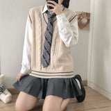 シンプルカラーニットベスト