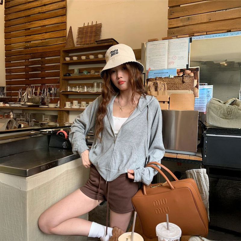 オールシーズンライトパーカー