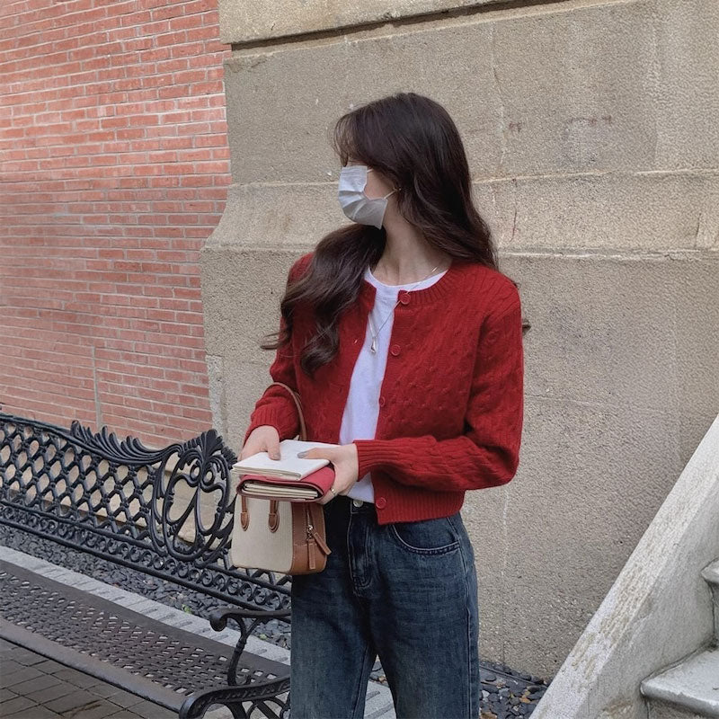 クルーネックケーブルカーディガン