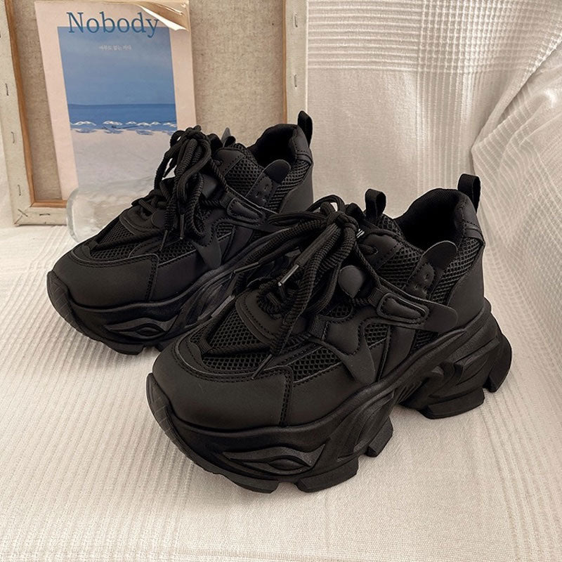 ストリートカジュアルスニーカー