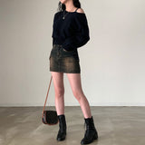 ワンショルダーディープブルーニット