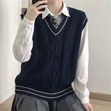 シンプルカラーニットベスト