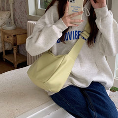 シンプルワイドレザーショルダーバッグ