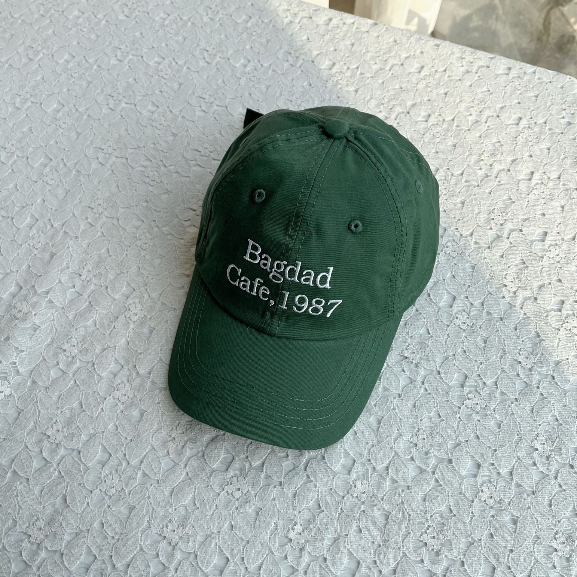 シンプルロゴキャップ