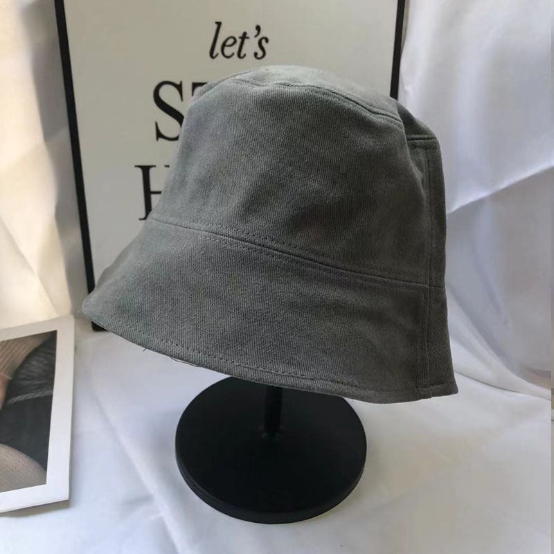 シンプルバケットハット