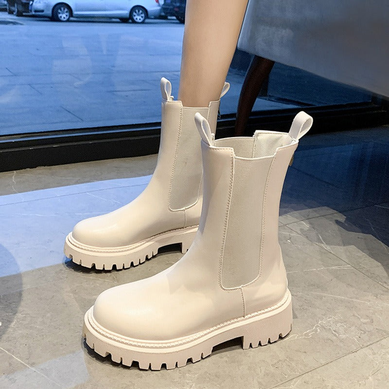 サイドゴアミドルブーツ