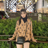 モノグラムキャメルカーディガン