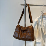 ビッグキルティングバッグ