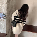 ストライプアクセントオーバーニット