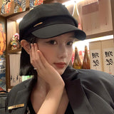 シルバーアクセントキャスケット