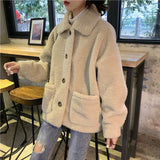 クリームボアアウター