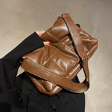 ビッグキルティングバッグ