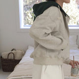 ボタンバイカラーフーディー