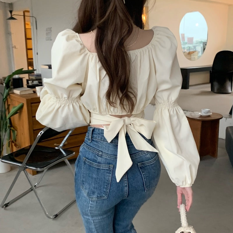 ギャザーパフブラウス