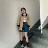 アクセントカラーベージュジャケット