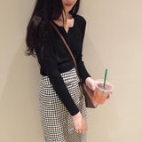 ボタンネックリブトップス