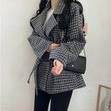 モダンチェックコート