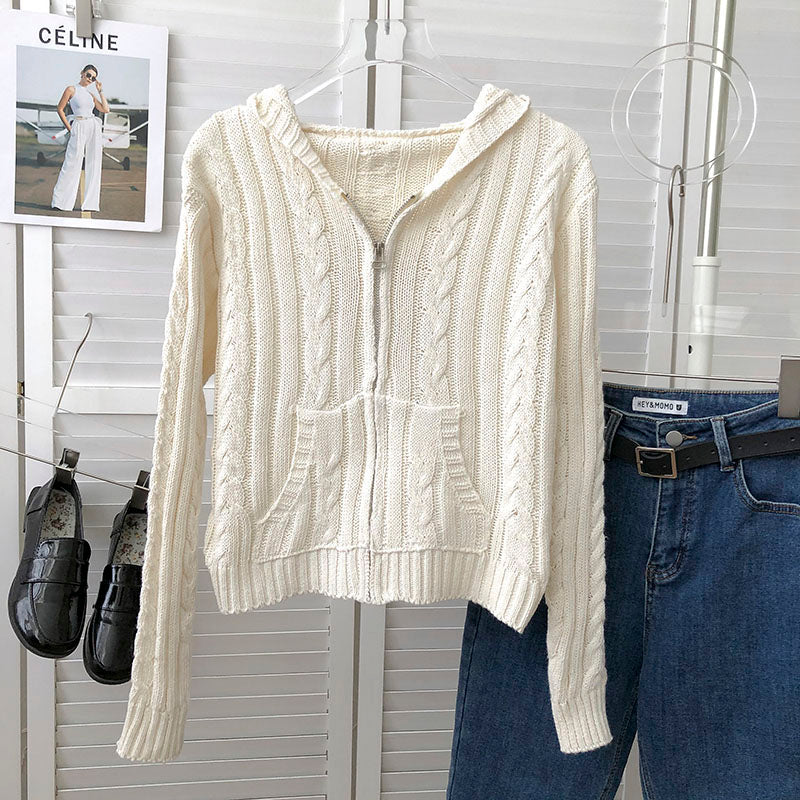 マシュマロケーブルルームパーカー