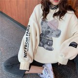 グラフィックベアオーバースウェット