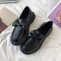 2typeレザーローファー