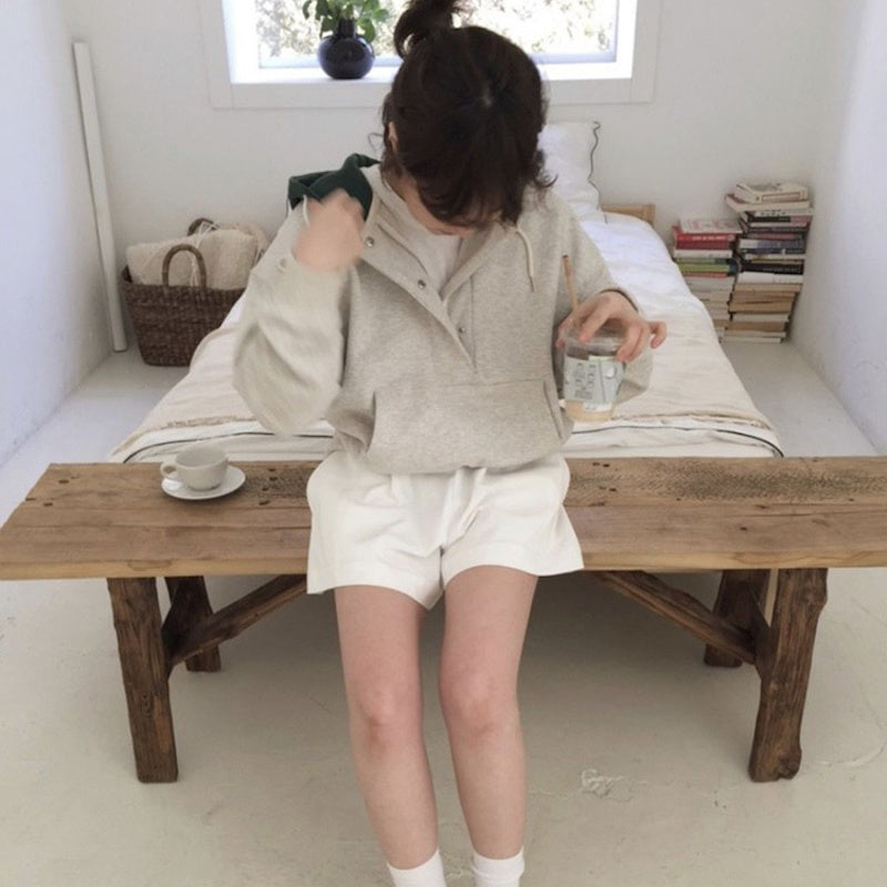 ボタンバイカラーフーディー