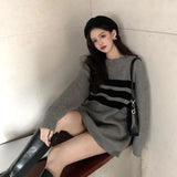 ストライプアクセントオーバーニット