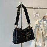 ビッグキルティングバッグ