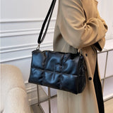 ビッグキルティングバッグ