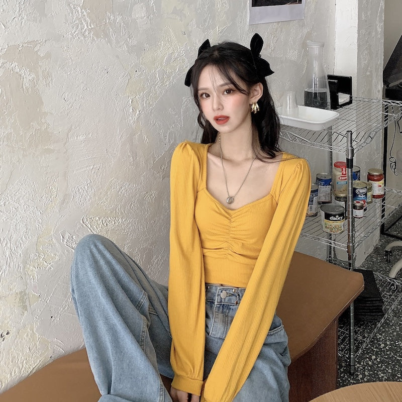 シャーリングライトニットトップス