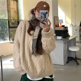 ラウンドケーブルカラーニット