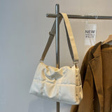 ビッグキルティングバッグ