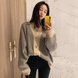 カジュアルルーズカーディガン