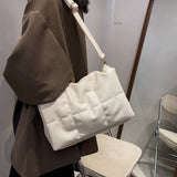 ビッグキルティングバッグ