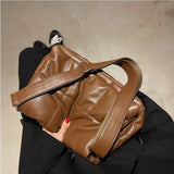 ビッグキルティングバッグ