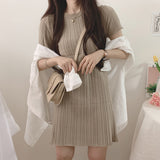 半袖リブニットワンピース