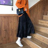 プリーツティアードロングスカート