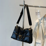 ビッグキルティングバッグ