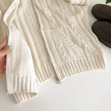 マシュマロケーブルルームパーカー