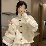 ボタンアクセントケーブルカーディガン