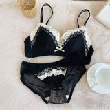 ヴィンテージレースブラ&ショーツSET