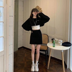 クロップドプルオーバー&タイトスカートSET