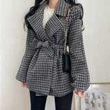 モダンチェックコート