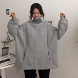 レイヤードタートルネックスウェット