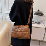 ビッグキルティングバッグ